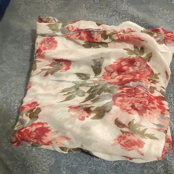 INFINITY SCARFS - Picture 8 of 8